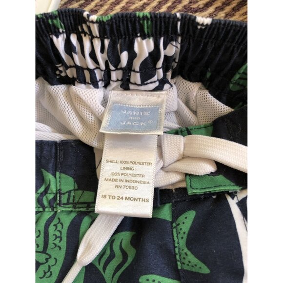 Janie And Jack Boys Green And Navy Turtle Board shorts 18-24 Months - Picture 3 of 3